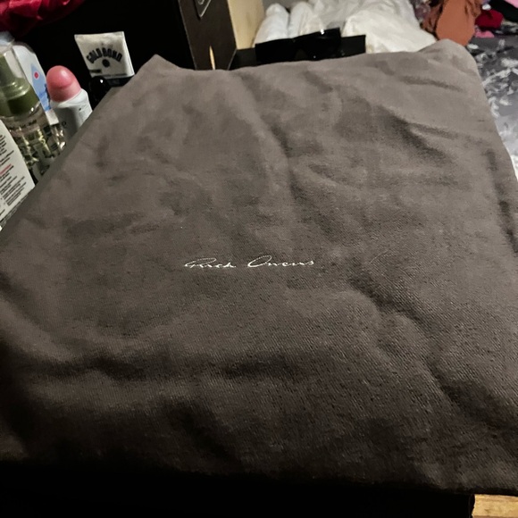Only worn 5 times. main image 7